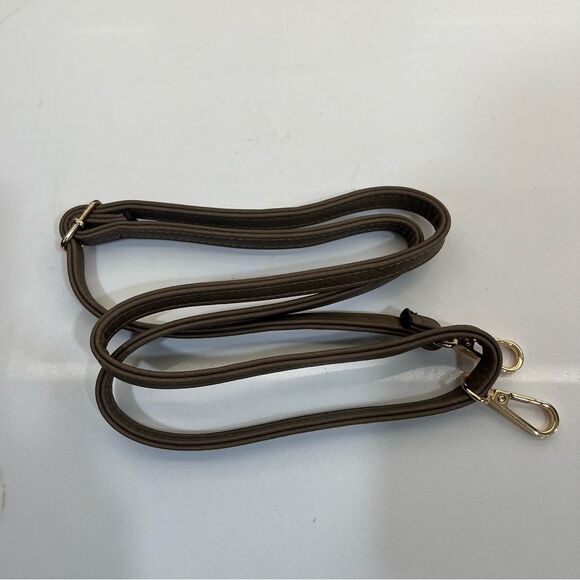 Jen & Co. Tara Vegan Crossbody - Picture 7 of 10